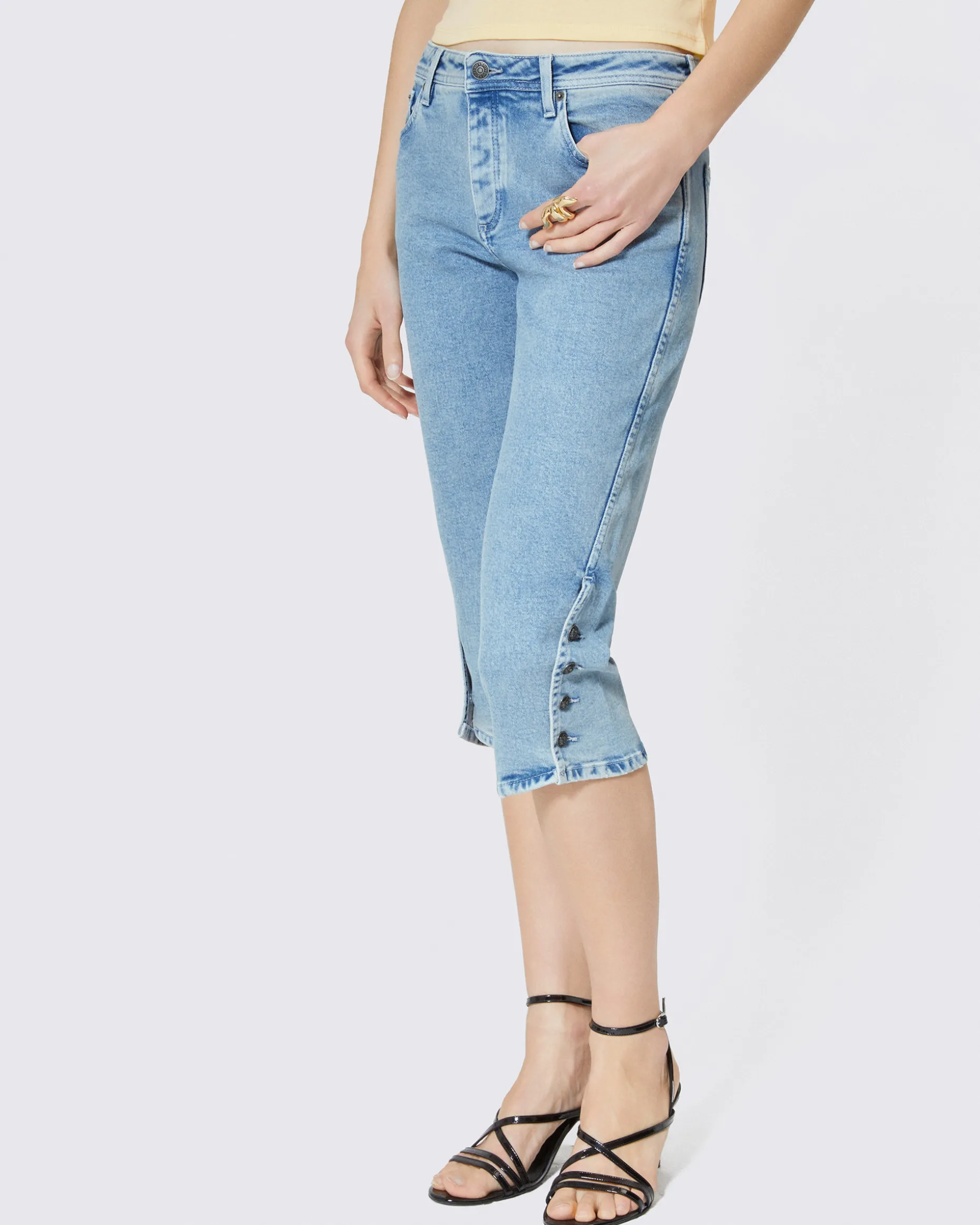 Capri en denim bleu