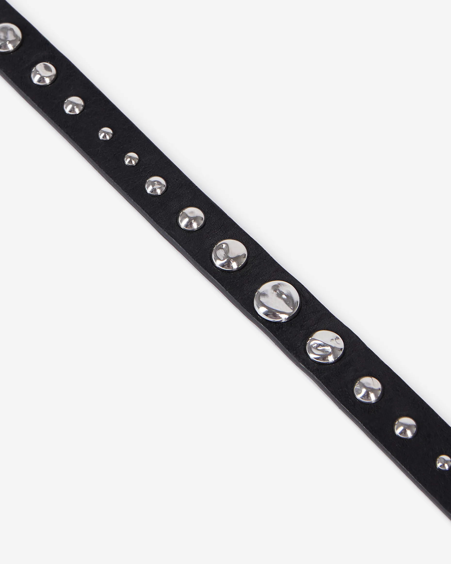 Ceinture fine en cuir avec clous noire
