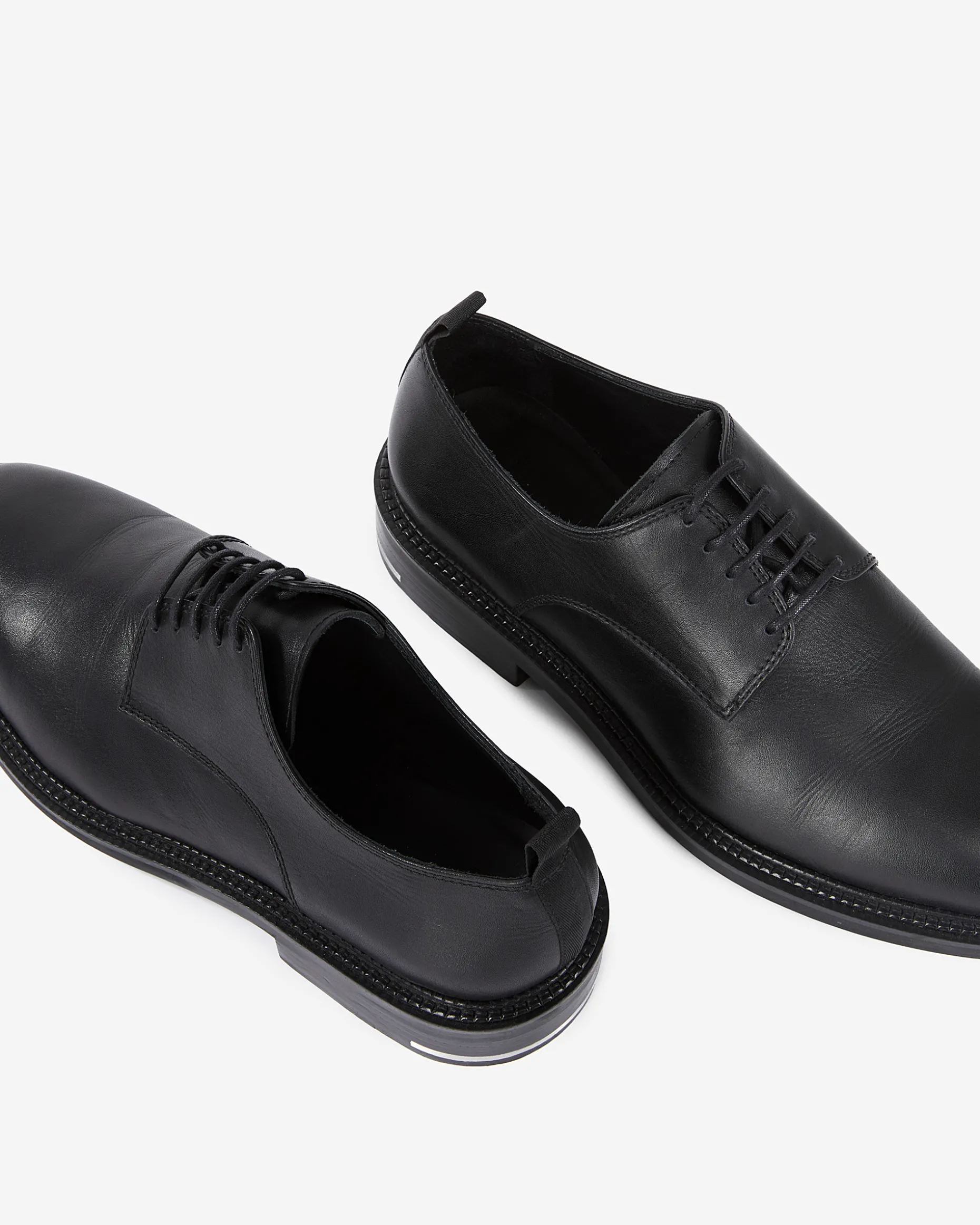 Chaussures à lacets en cuir noires