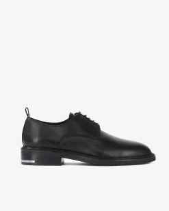 Chaussures à lacets en cuir noires