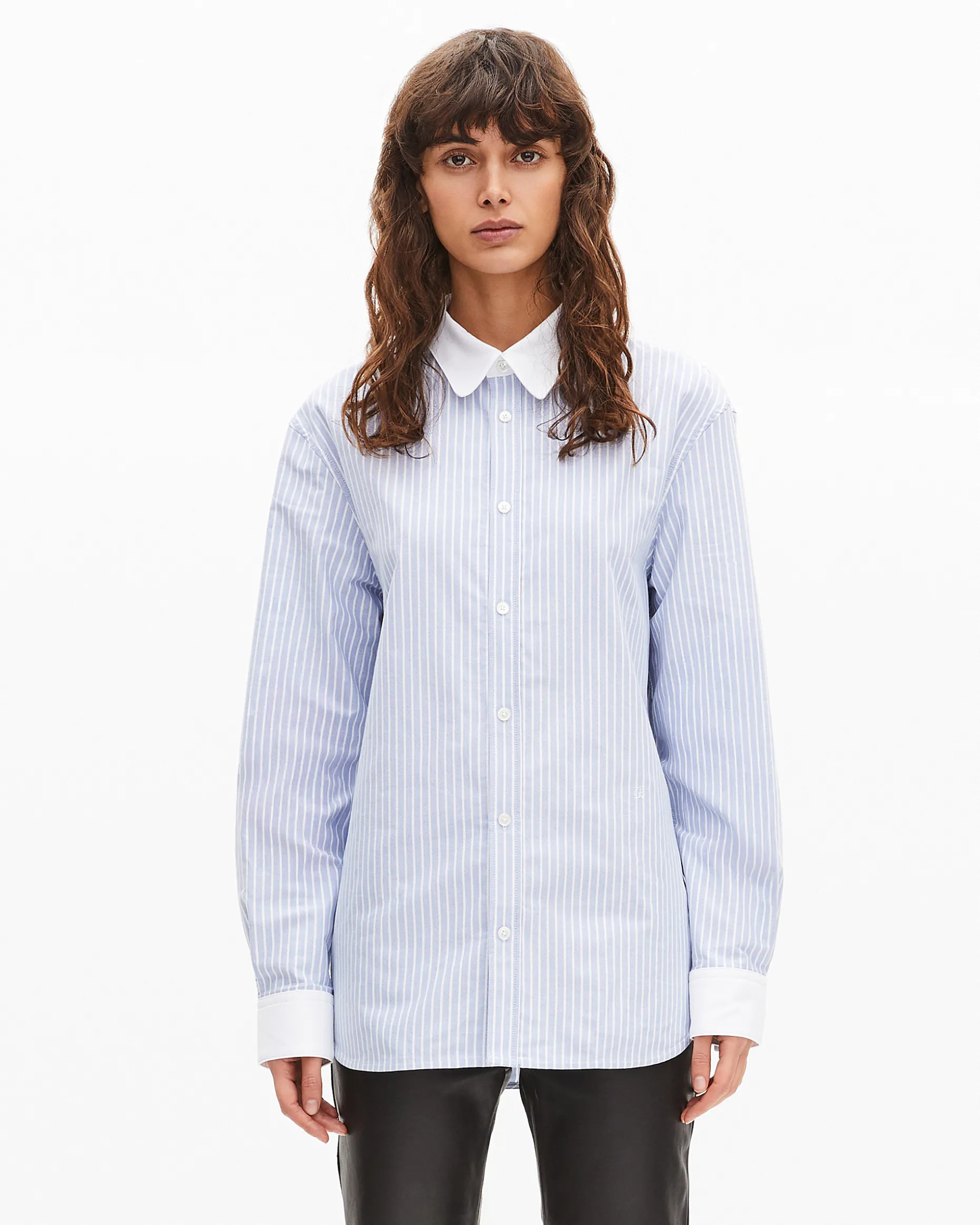 Chemise en coton rayée bleue
