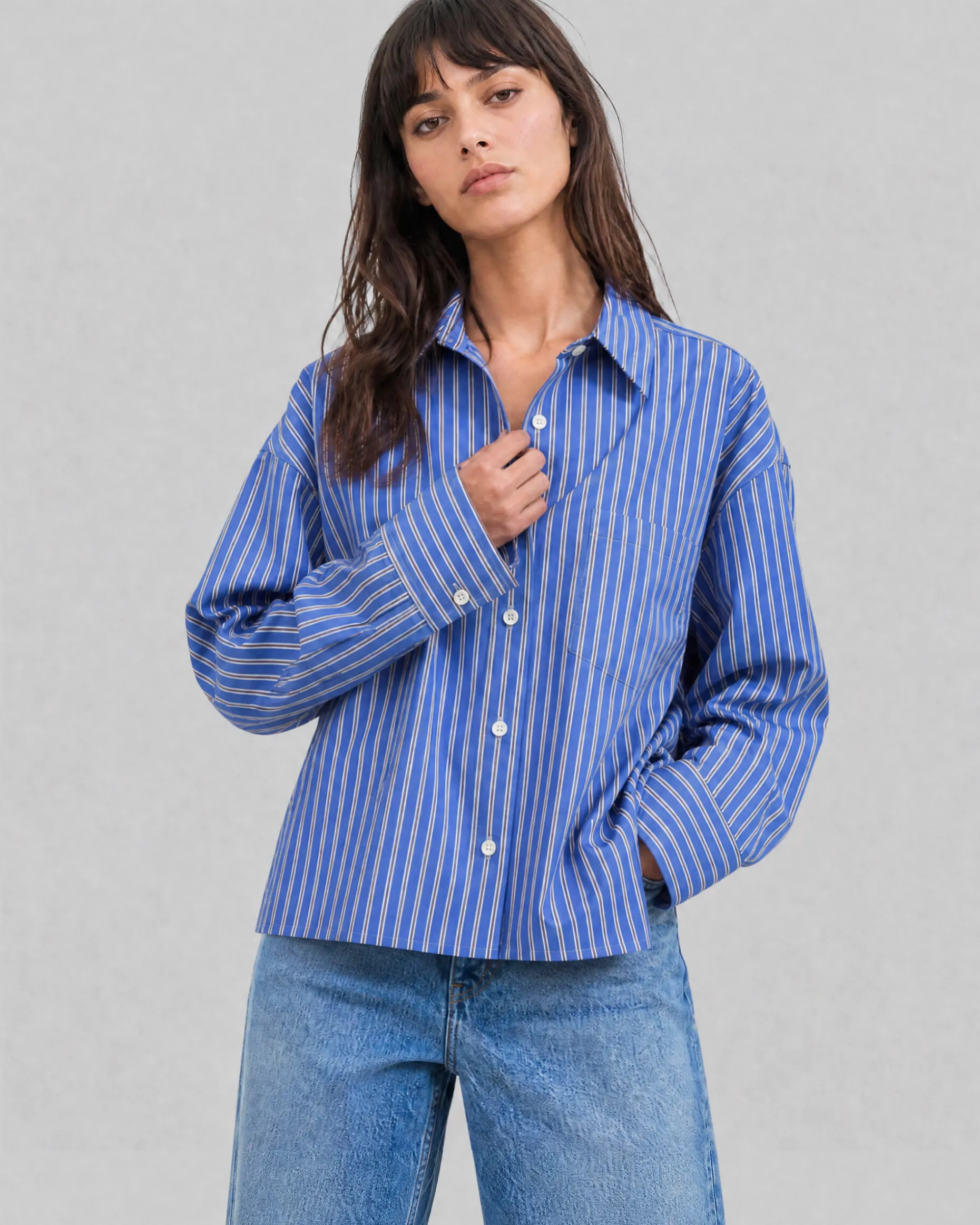 Chemise en coton rayée marine