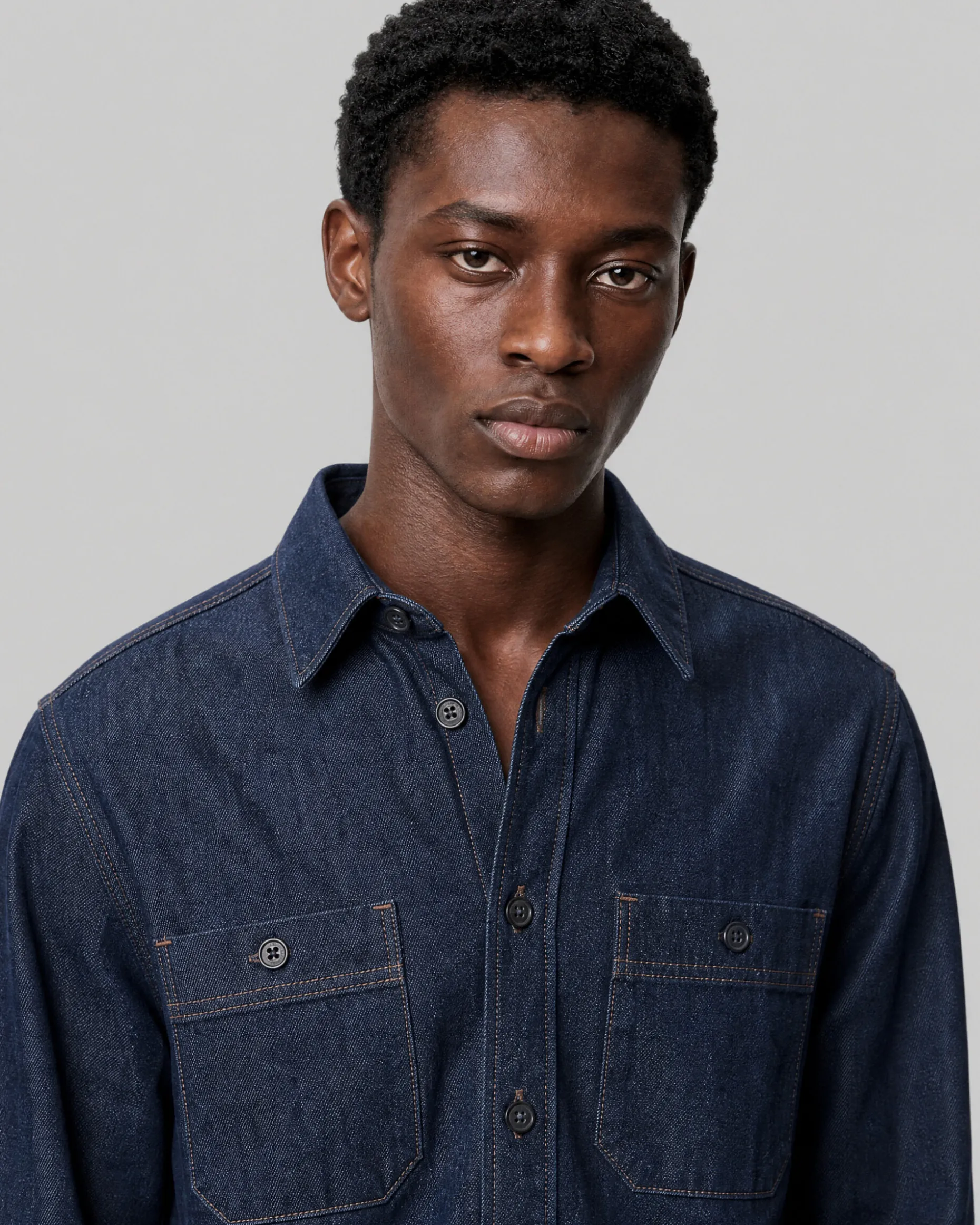 Chemise en denim brut bleue