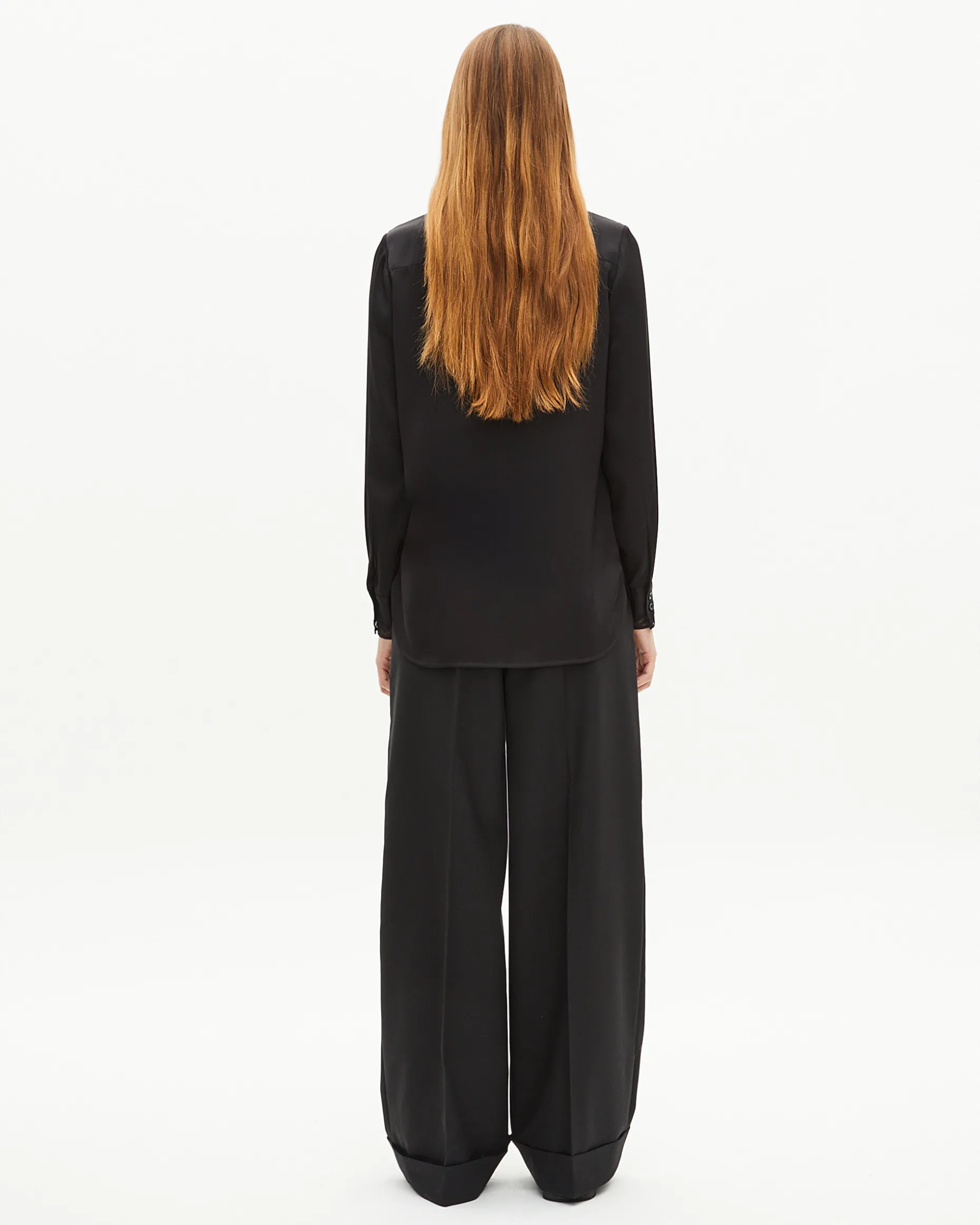 Chemise en soie noire