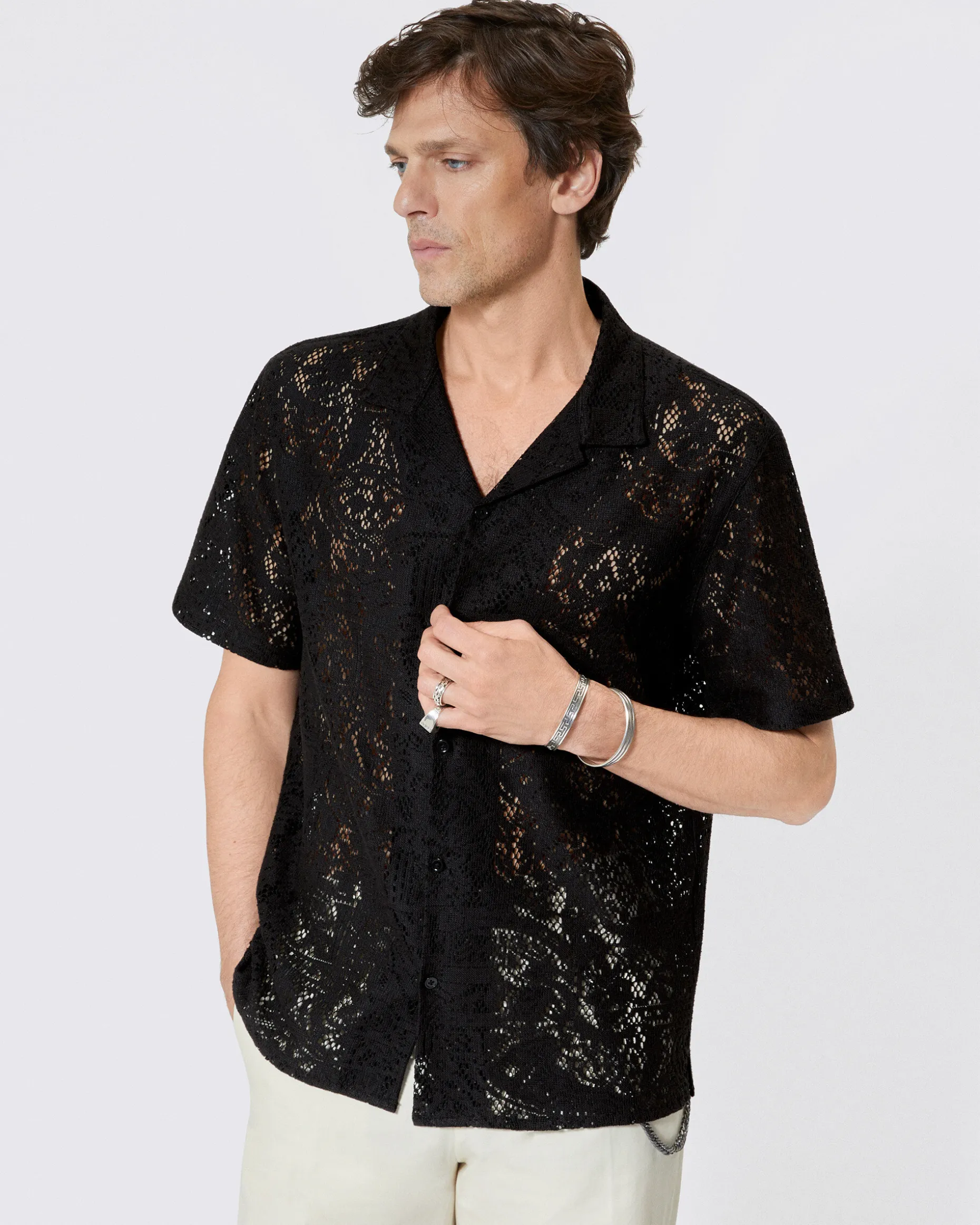Chemise manches courtes en dentelle noire