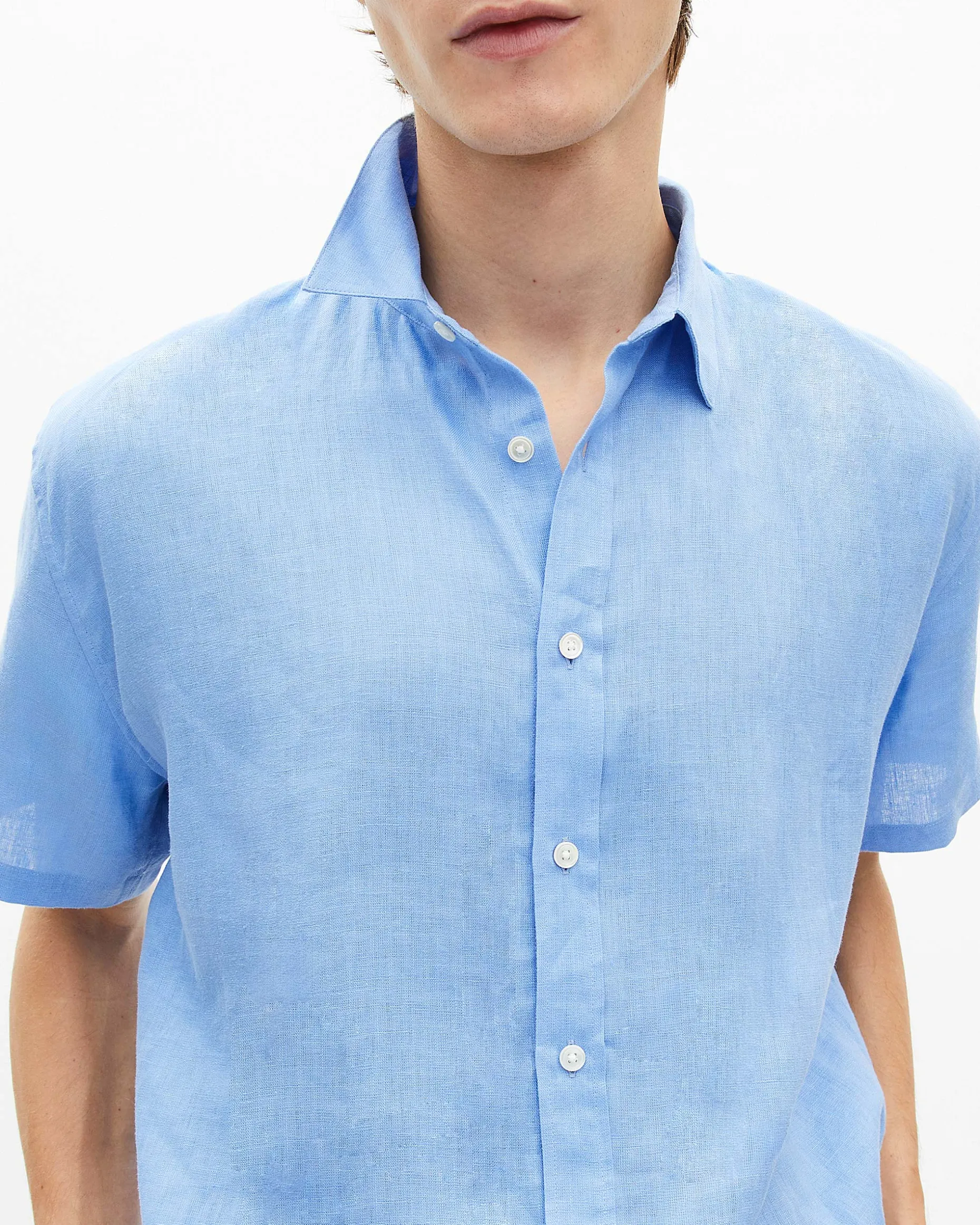 Chemise manches courtes en lin bleu