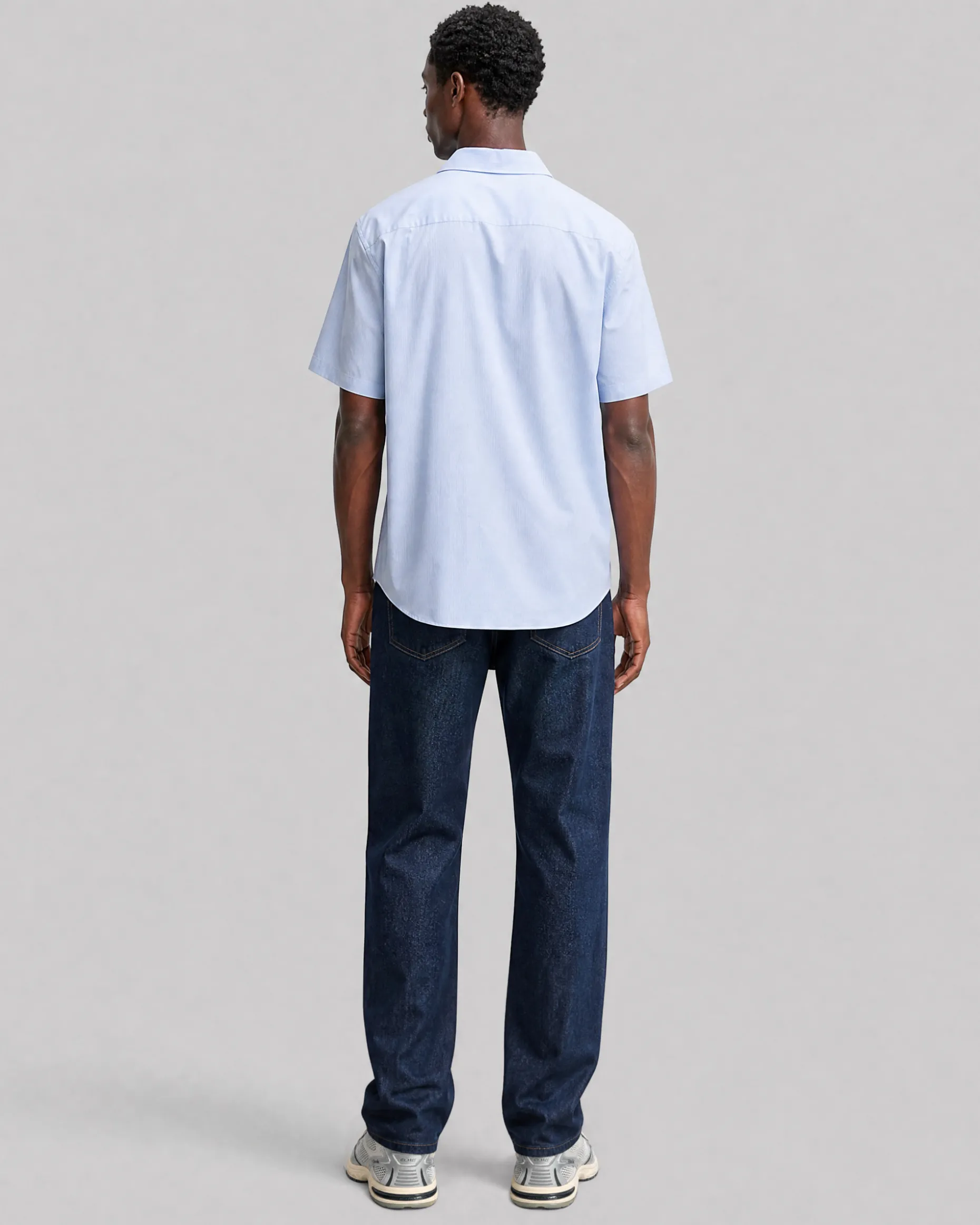 Chemise manches courtes unie bleu clair