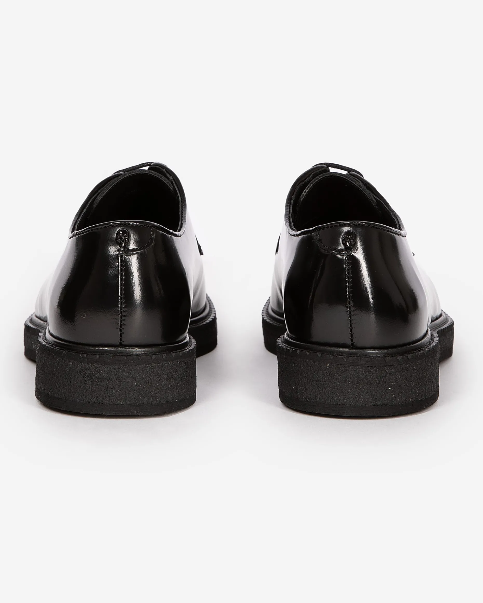 Derbies avec oeillets en cuir noires