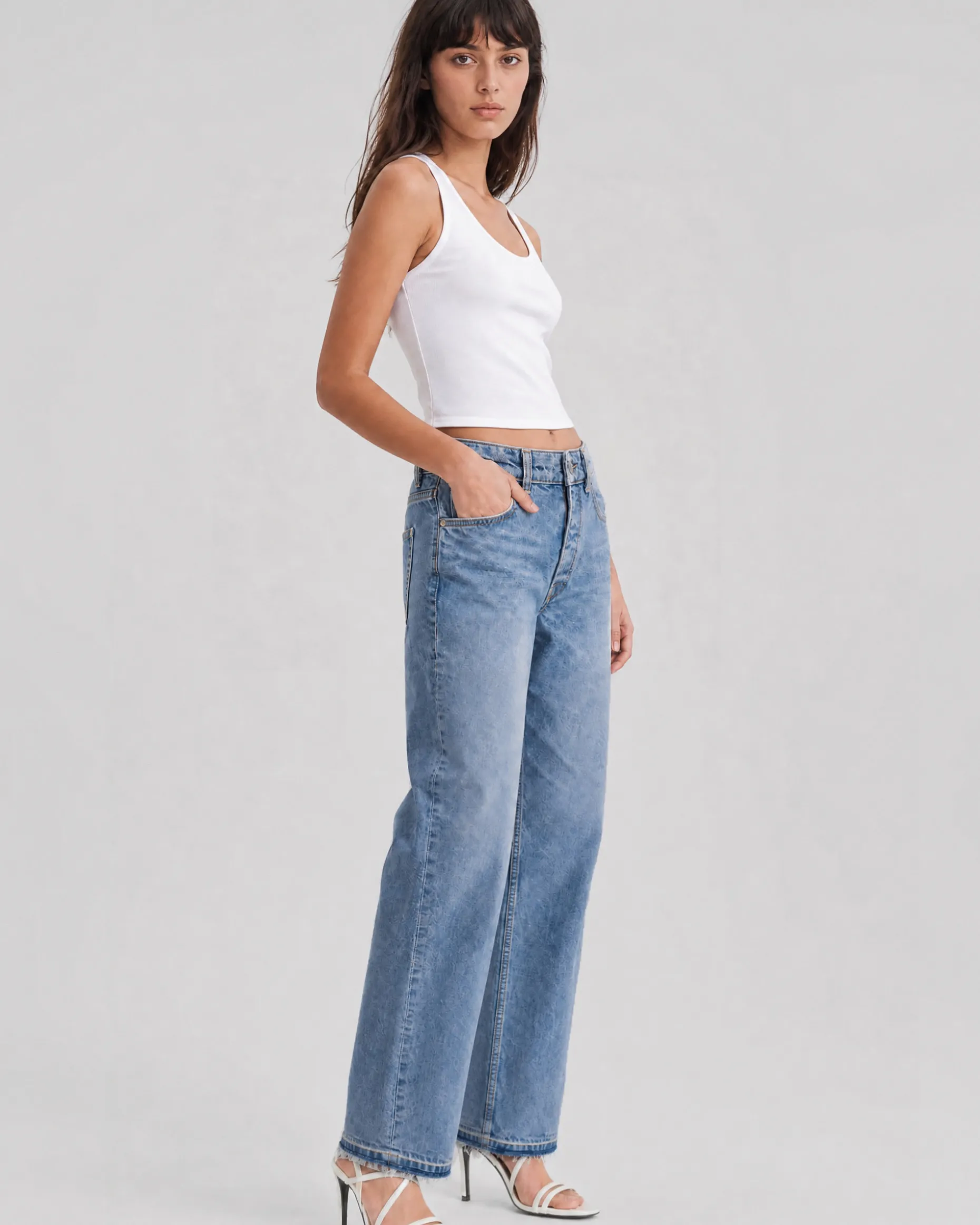Jean droit bleu clair