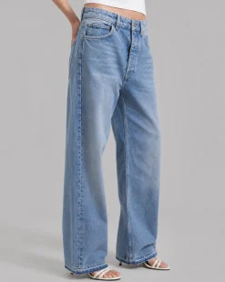 Jean droit bleu clair
