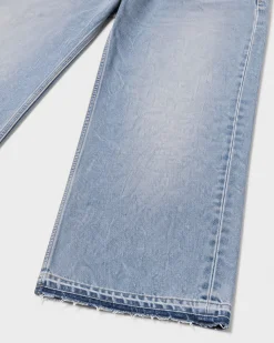 Jean droit à bords francs bleu clair