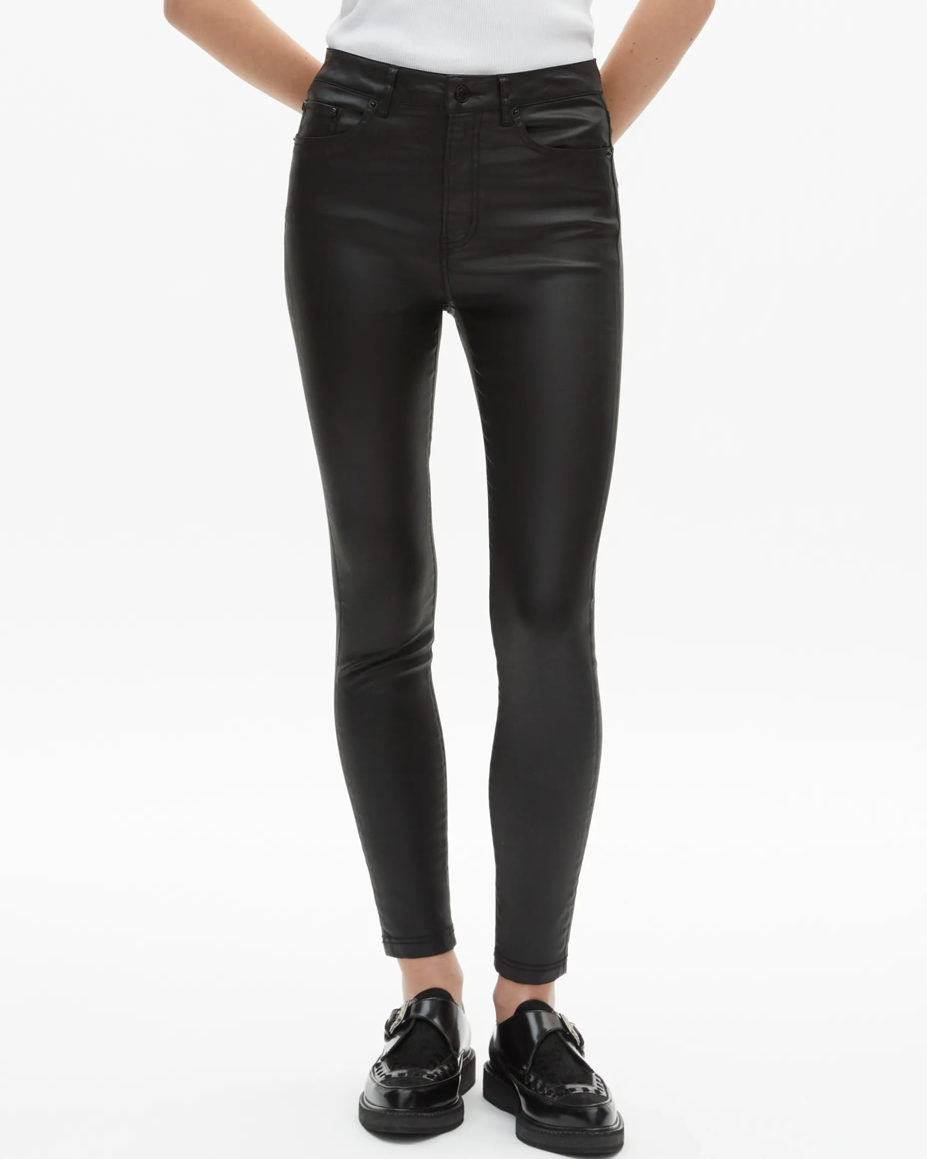Jean slim effet cuir noir