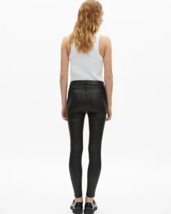 Jean slim effet cuir noir