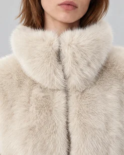 Manteau en fausse fourrure col montant ecru