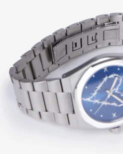 Montre avec coeur cadran bleu