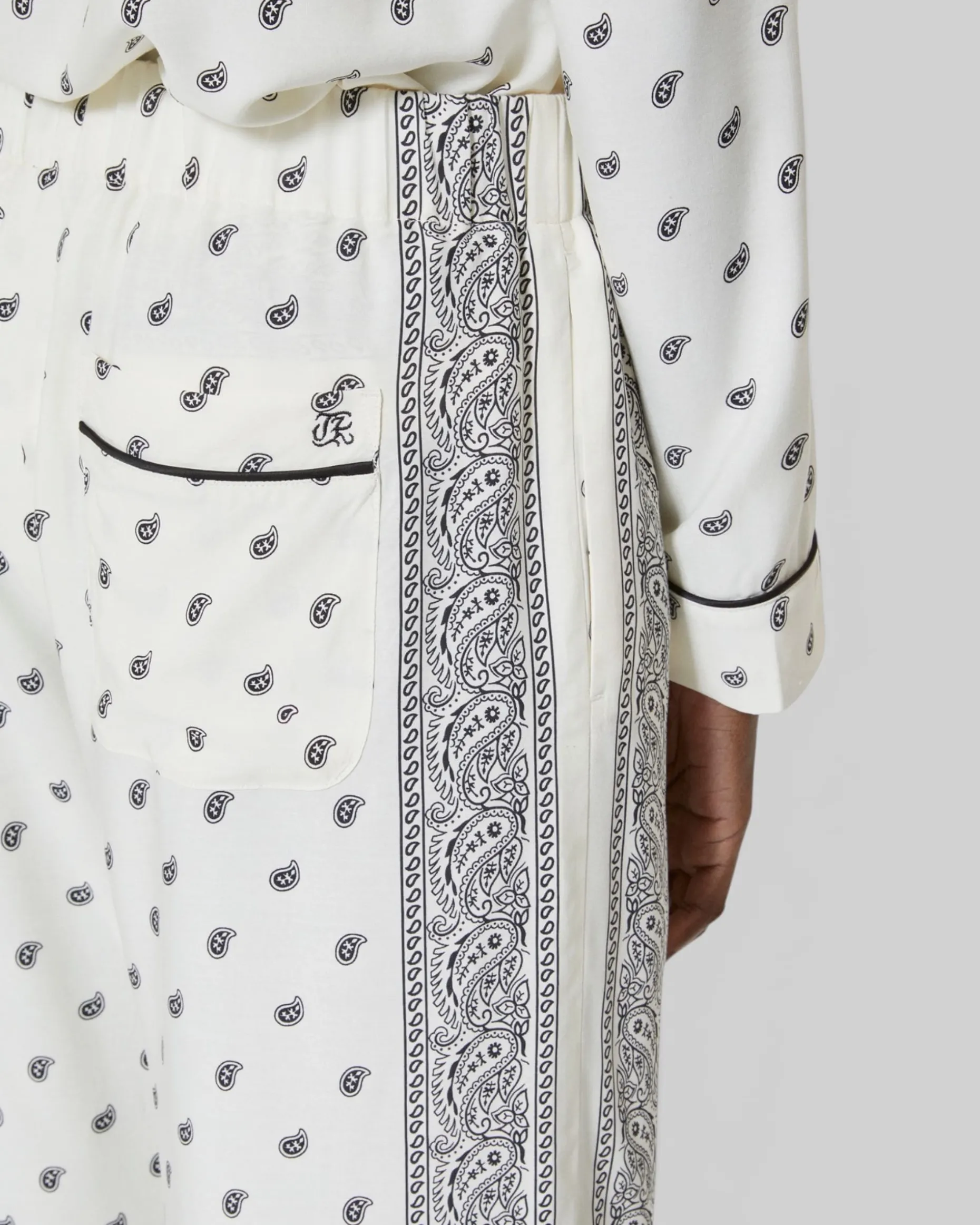 Pantalon fluide droit imprimé bandana écru