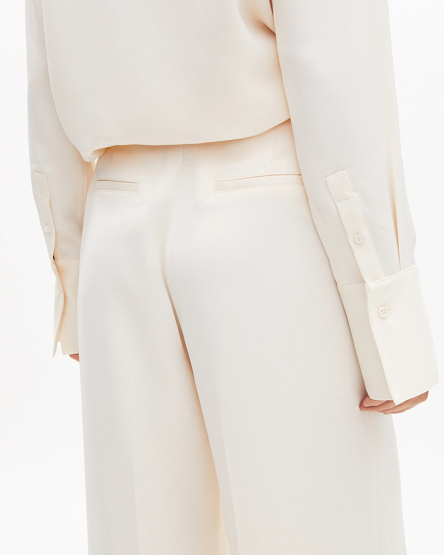 Pantalon large en satin écru