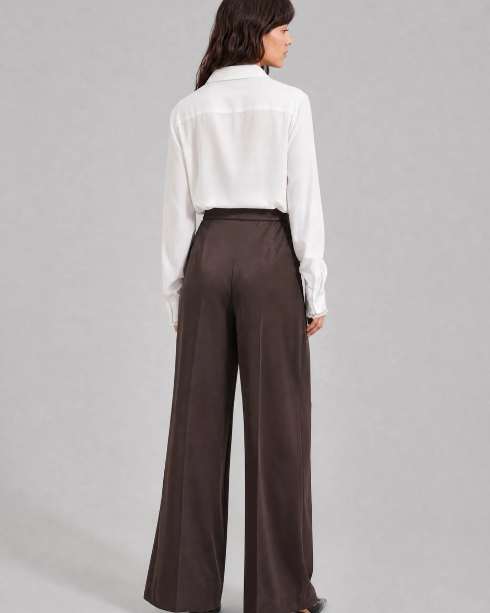 Pantalon large en satin marron