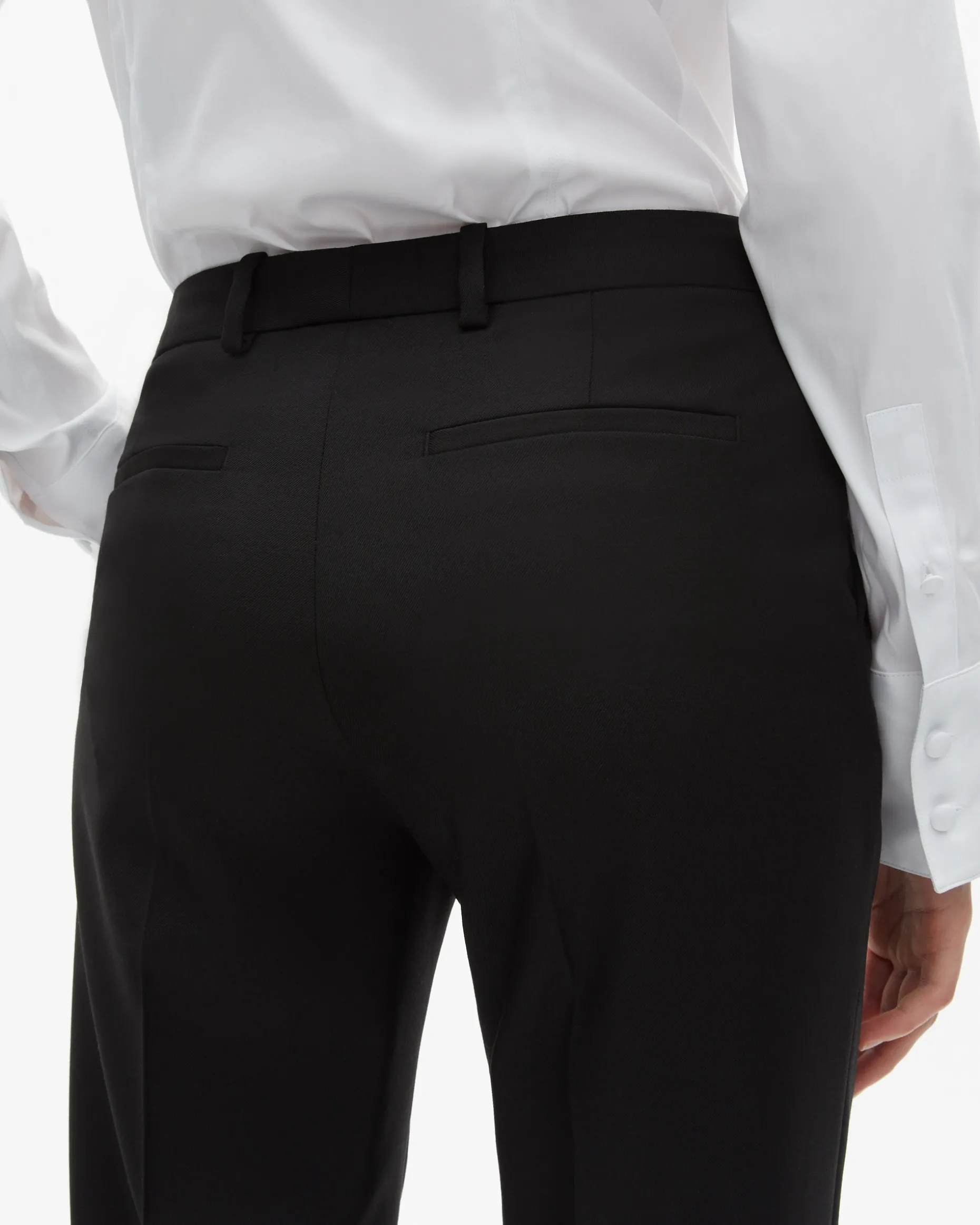 Pantalon tailleur en laine coupe ajustée noir