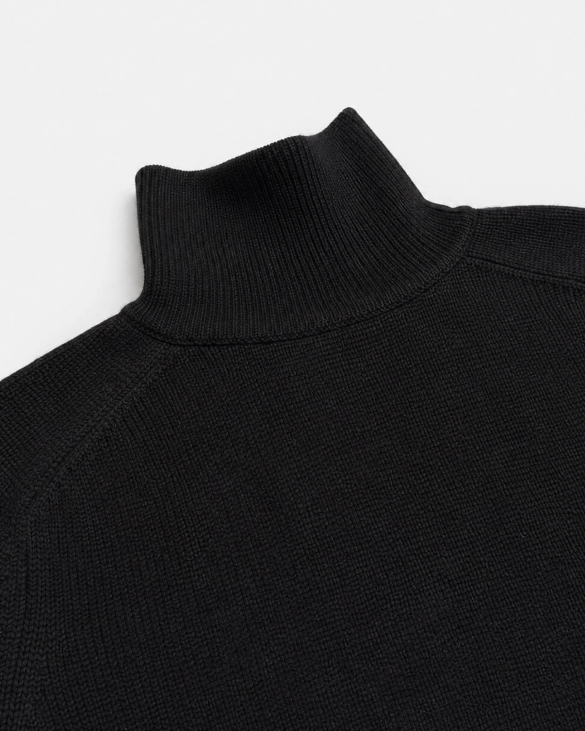 Pull col montant en laine noir