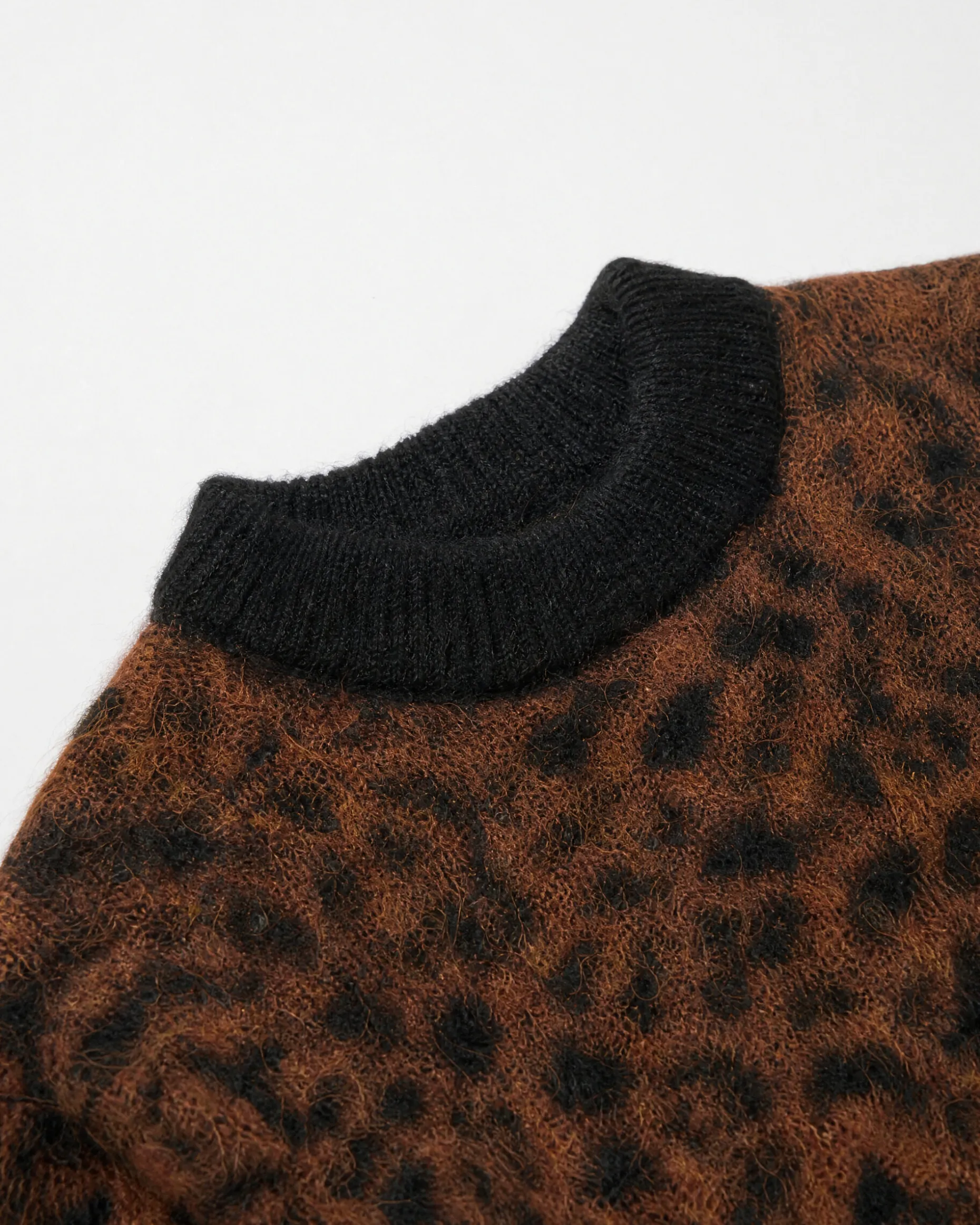 Pull en mohair mélangé motif léopard