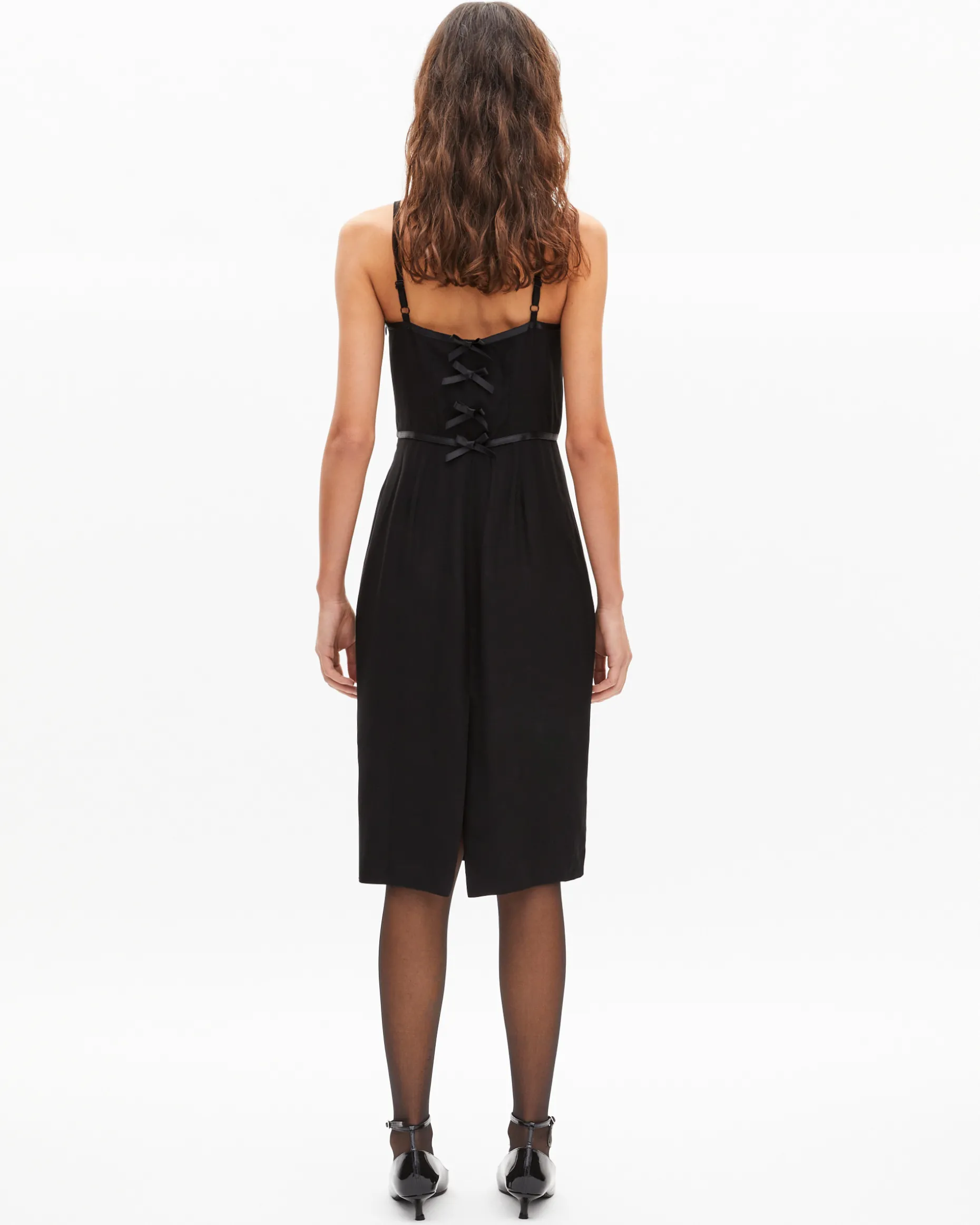 Robe courte avec détails de nœuds noire
