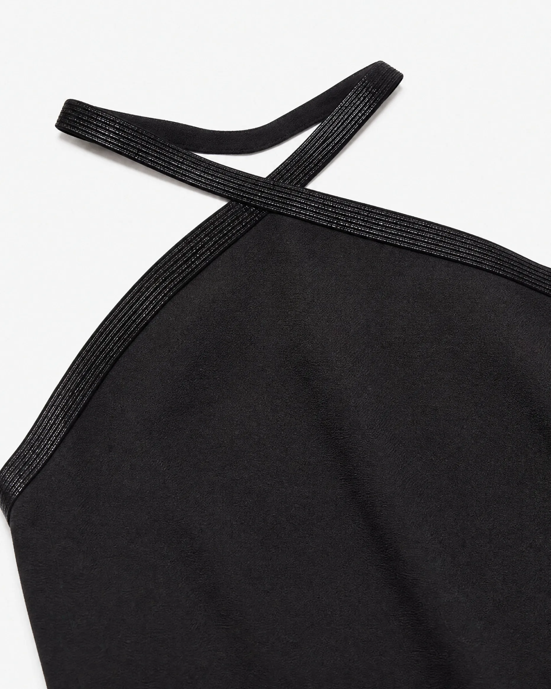 Robe courte avec strass noire