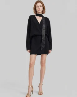 Robe courte cache-cœur noire