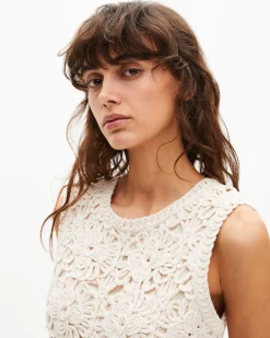 Robe courte en crochet écrue