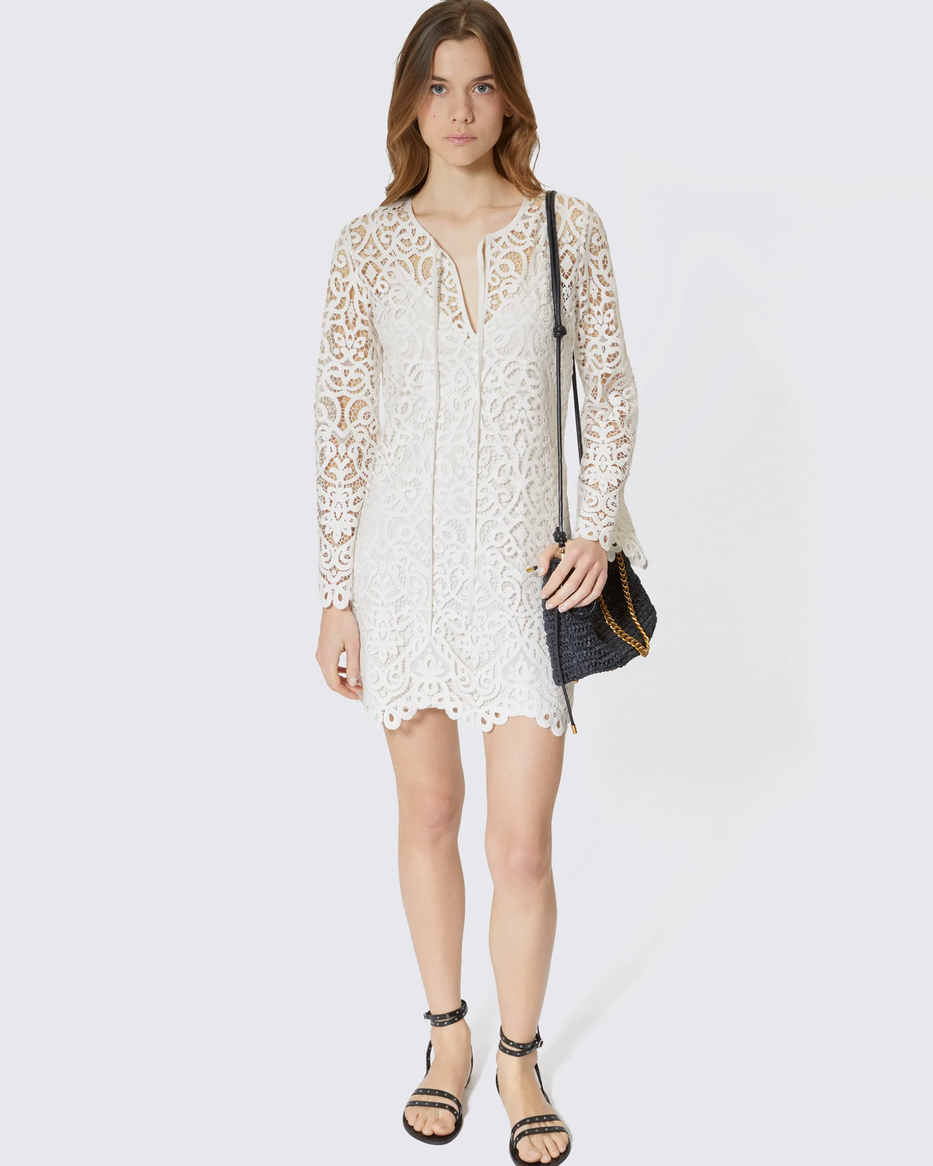 Robe courte en dentelle blanche