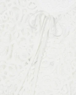 Robe courte en dentelle blanche