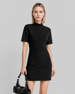 Robe courte strassée noire