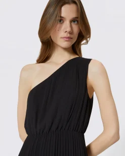 Robe longue asymétrique plissée noire