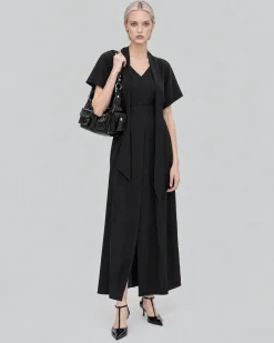 Robe longue col lavallière en satin marron
