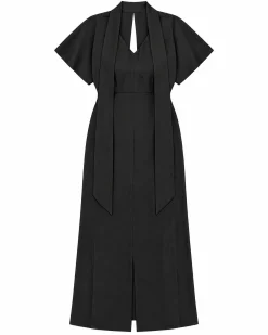 Robe longue col lavallière en satin marron