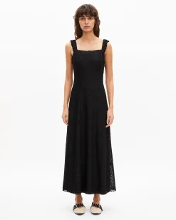 Robe longue en dentelle noire