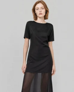 Robe longue en satin noire