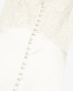 Robe longue en soie avec dentelle ecru