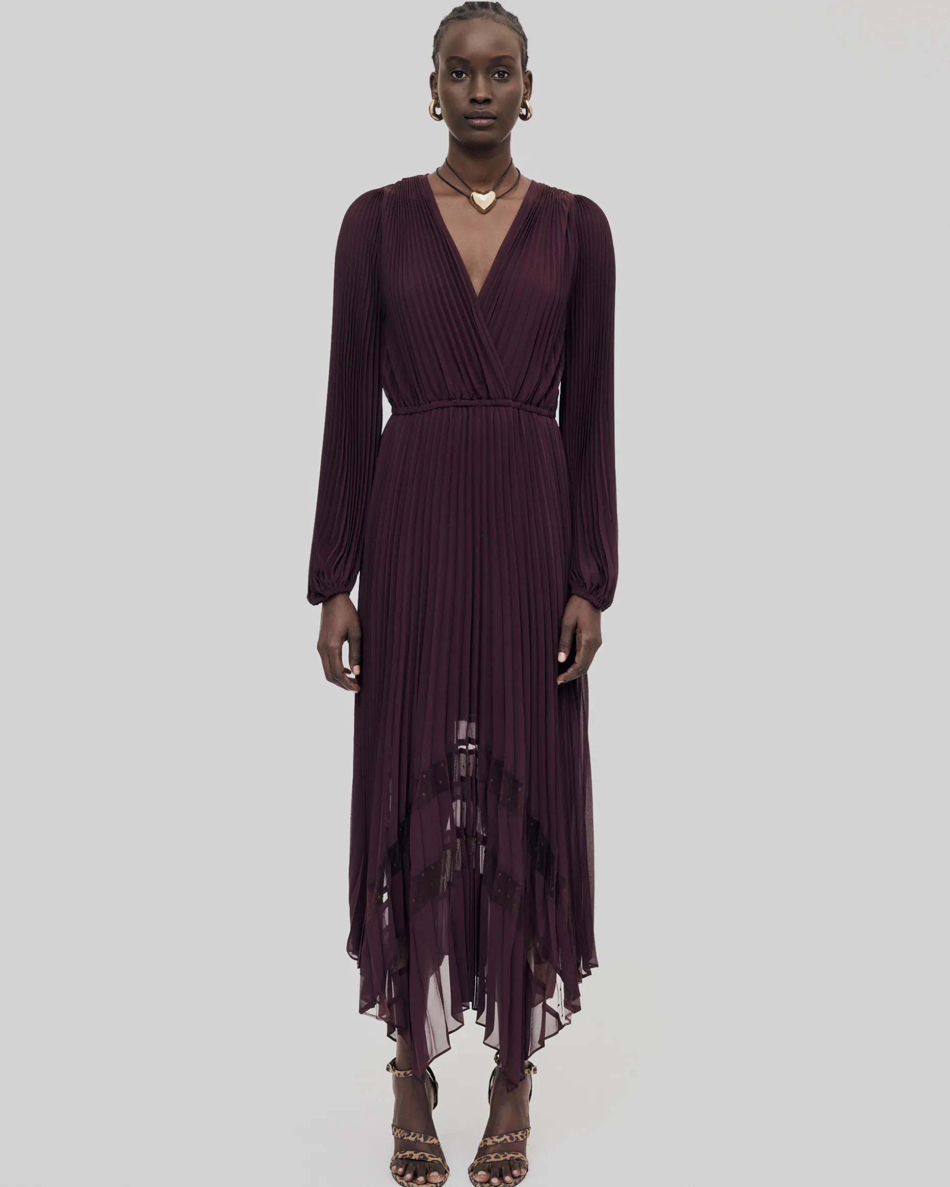 Robe longue plissée bordeaux