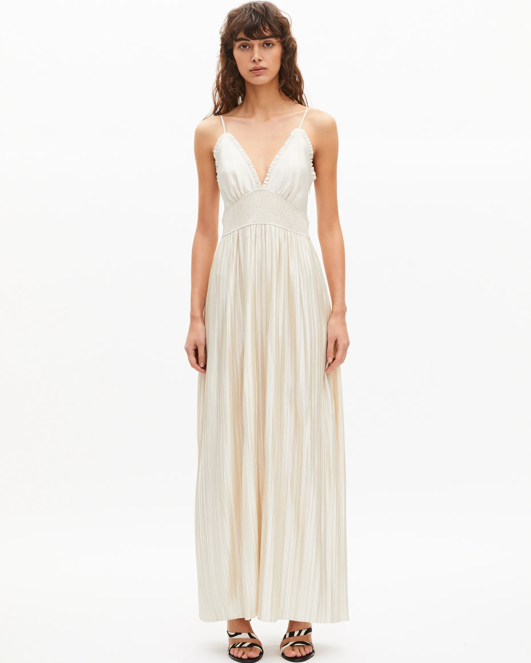 Robe longue plissée écrue