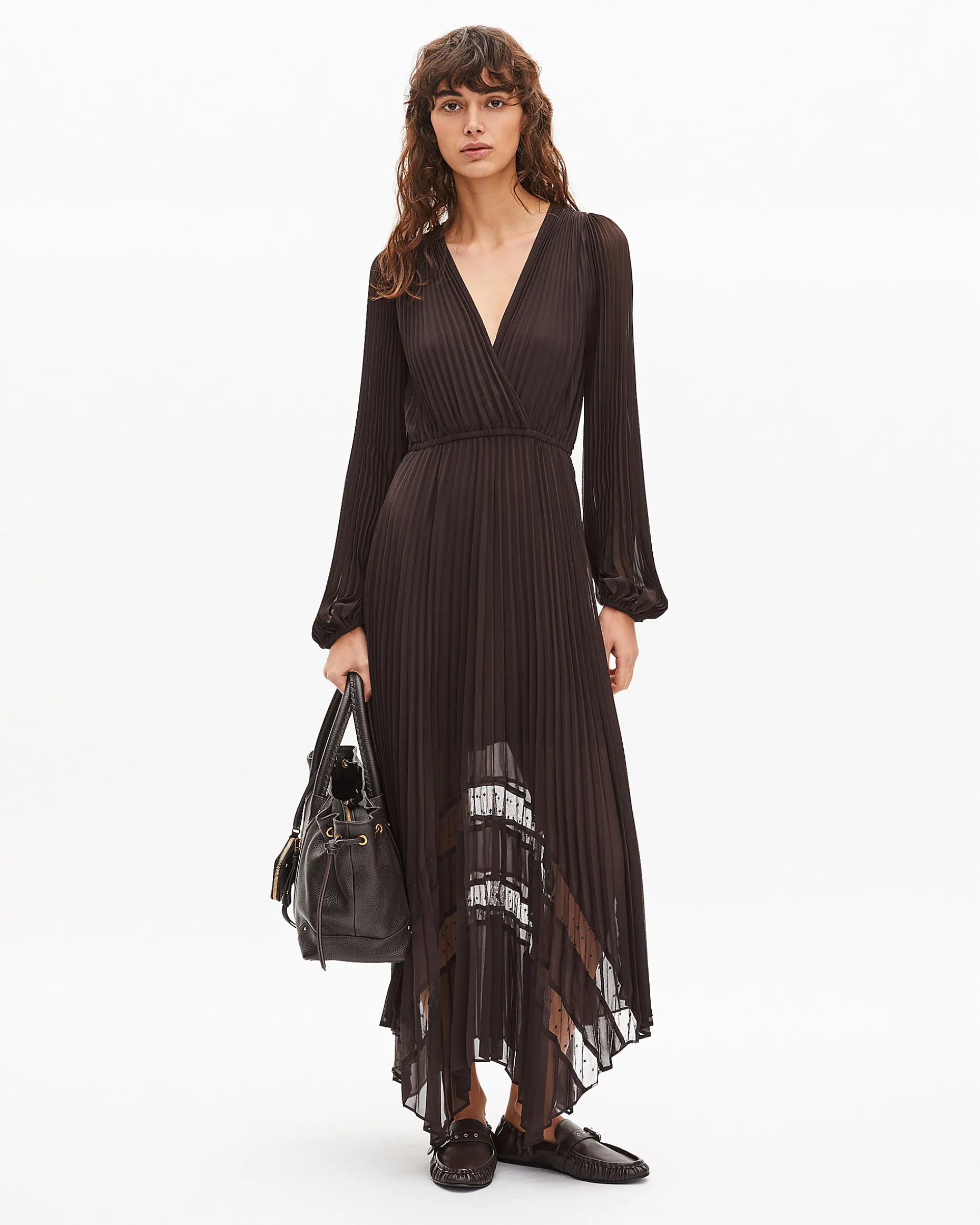 Robe longue plissée marron