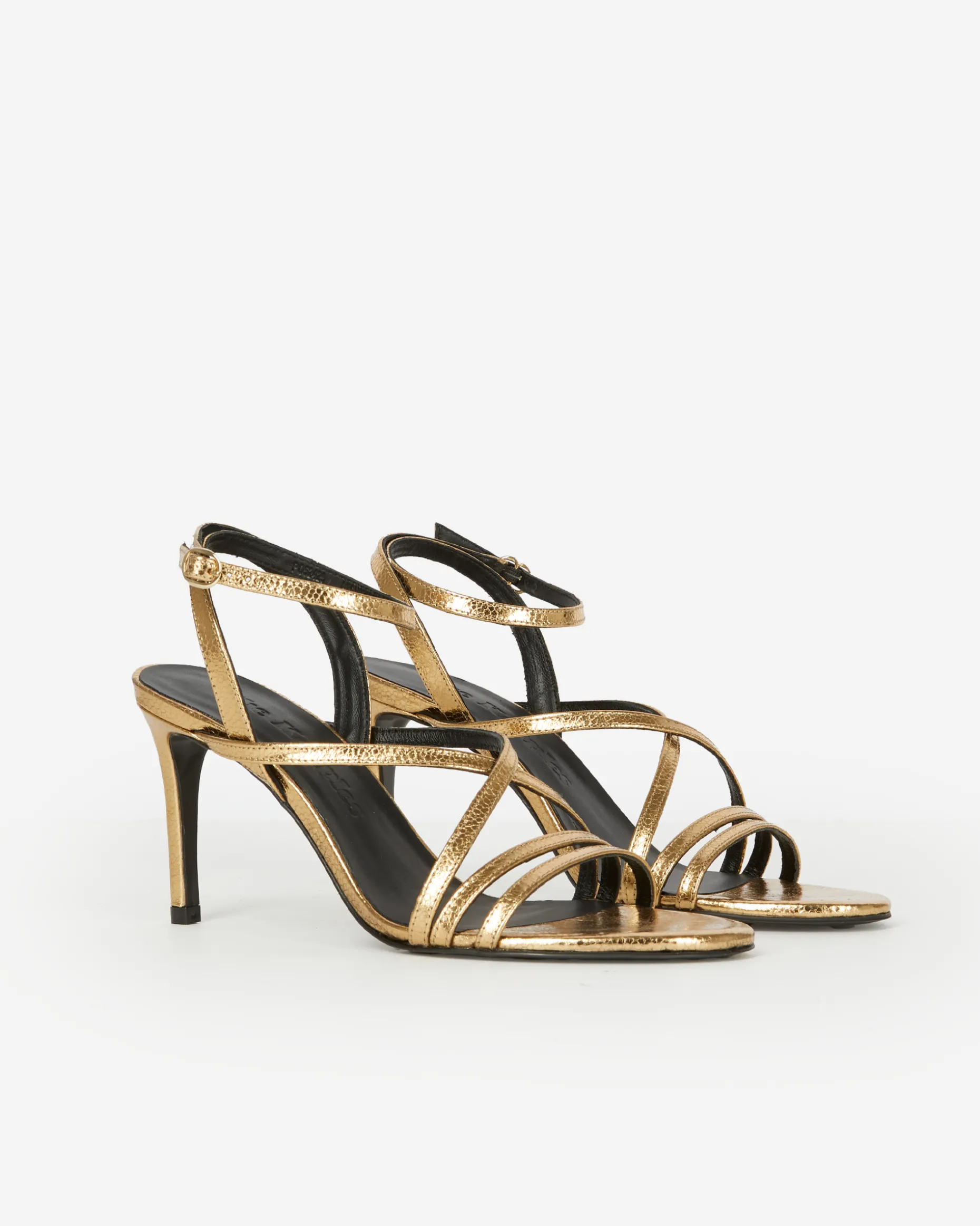 Sandales à talons en cuir doré