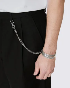 Short à pinces avec chaîne noir