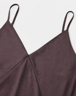 Top fines bretelles en satin marron