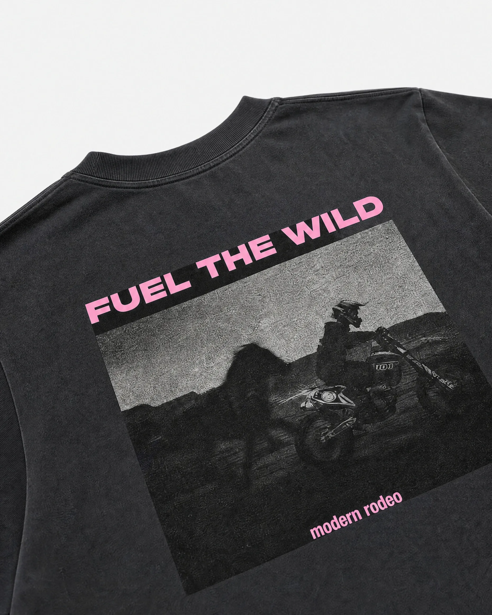 T-shirt avec sérigraphie noir