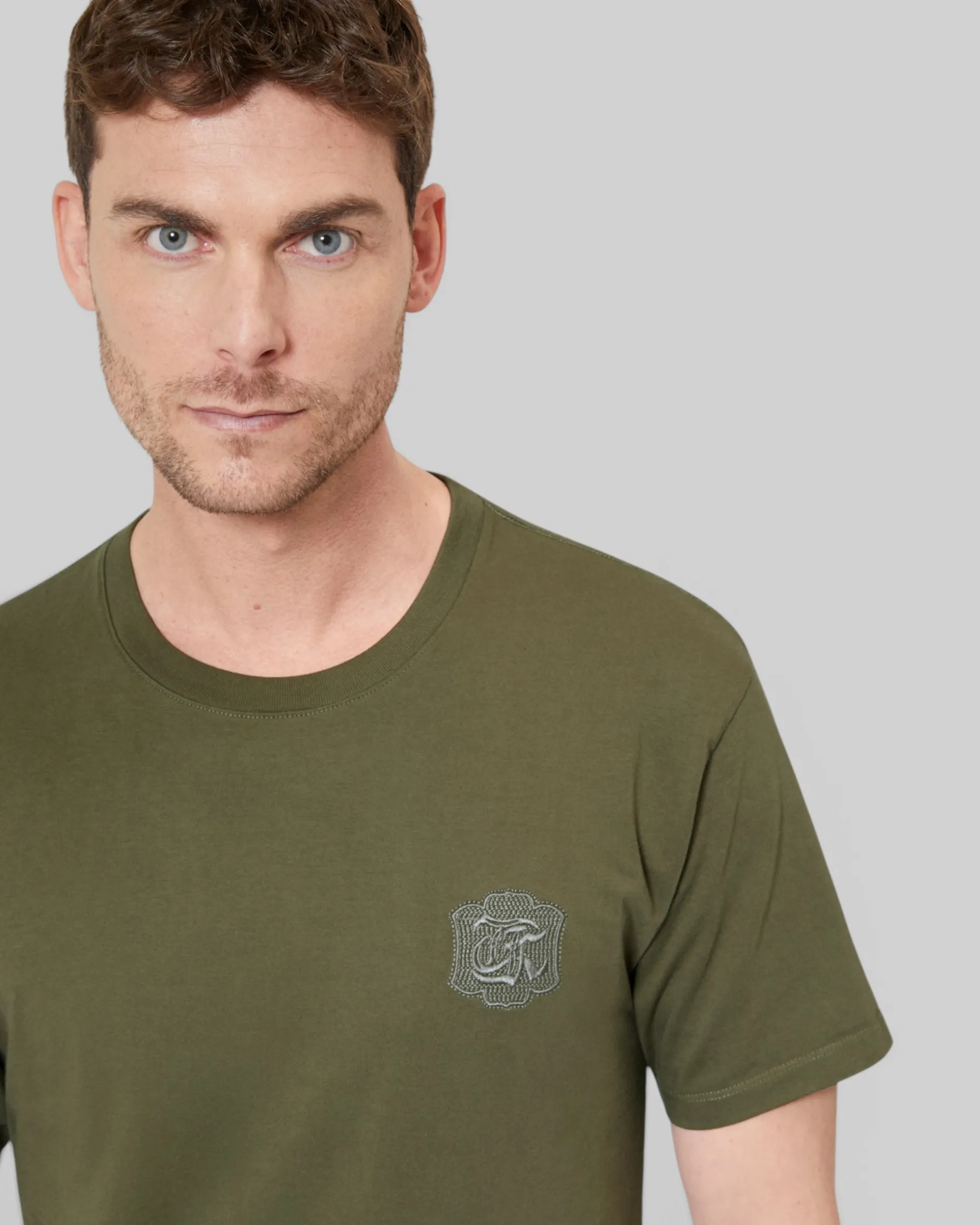 T-shirt à blason kaki
