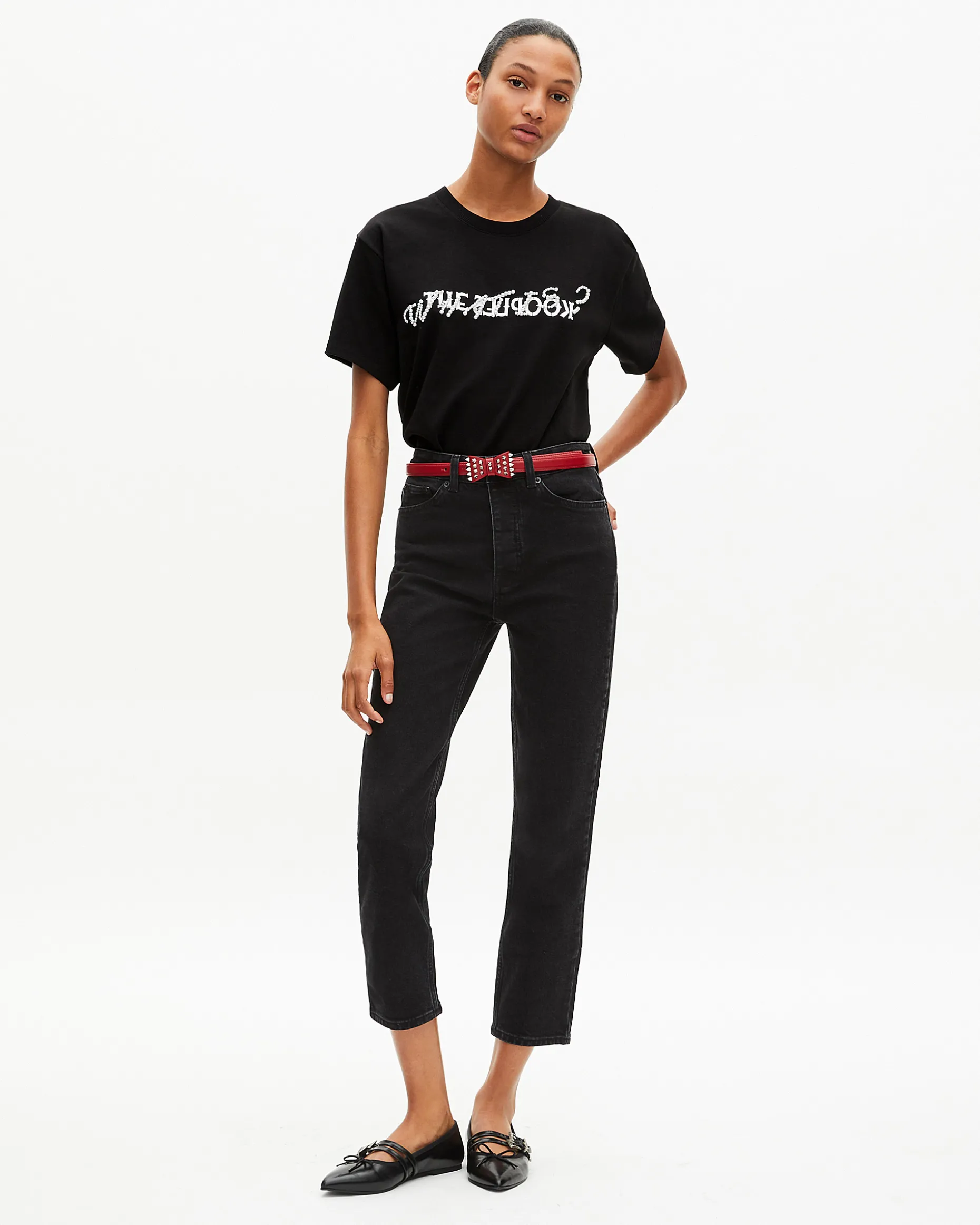 T-shirt What is avec perles noir