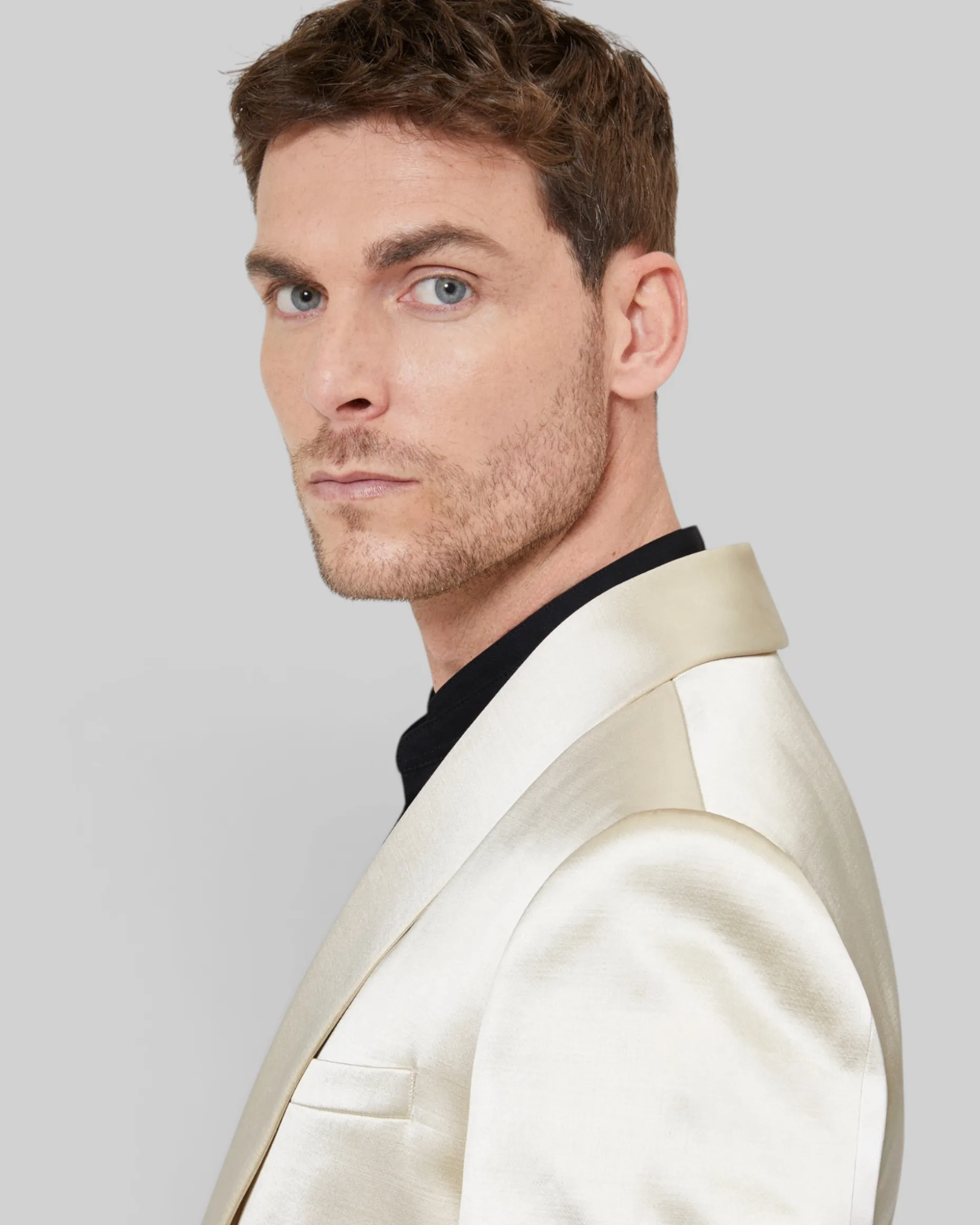 Veste de smoking en satin écru
