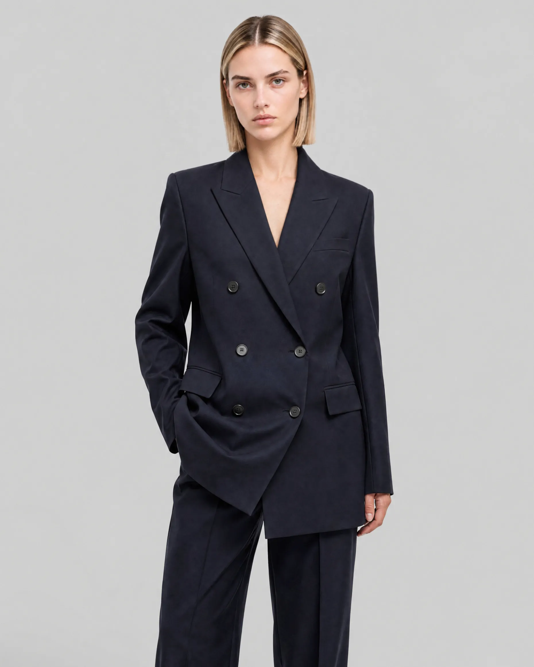 Veste de tailleur droite en laine marine
