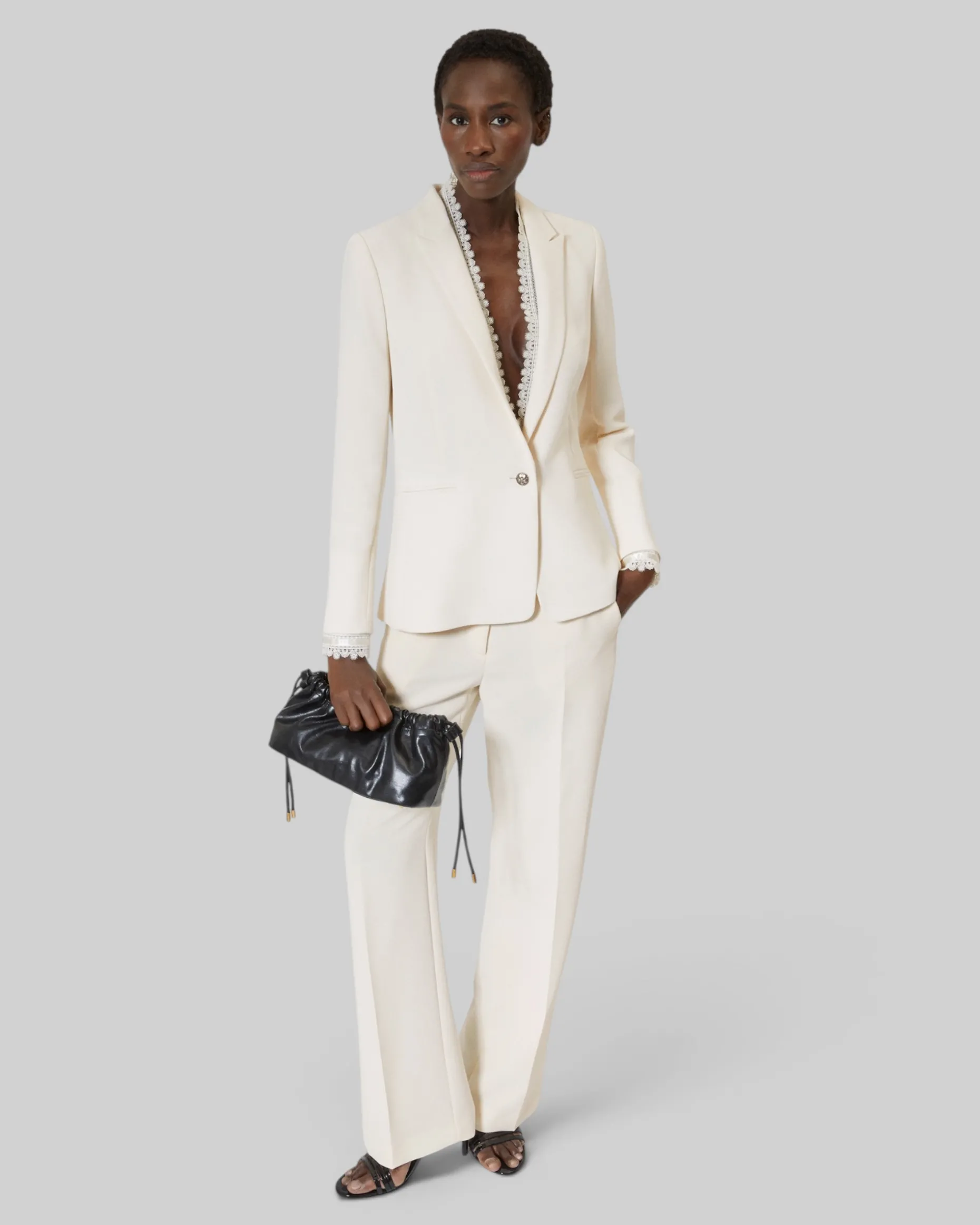 Veste tailleur avec bande dentelle écrue